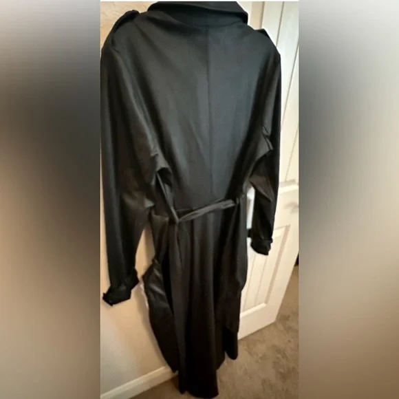 Black high low style- great condition - Picture 7 of 7